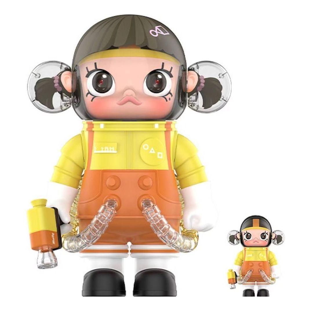 Pop Mart Mega Space Molly Squid Game Young-Hee 100% & 400% Set PPMT-2412-SGYH
