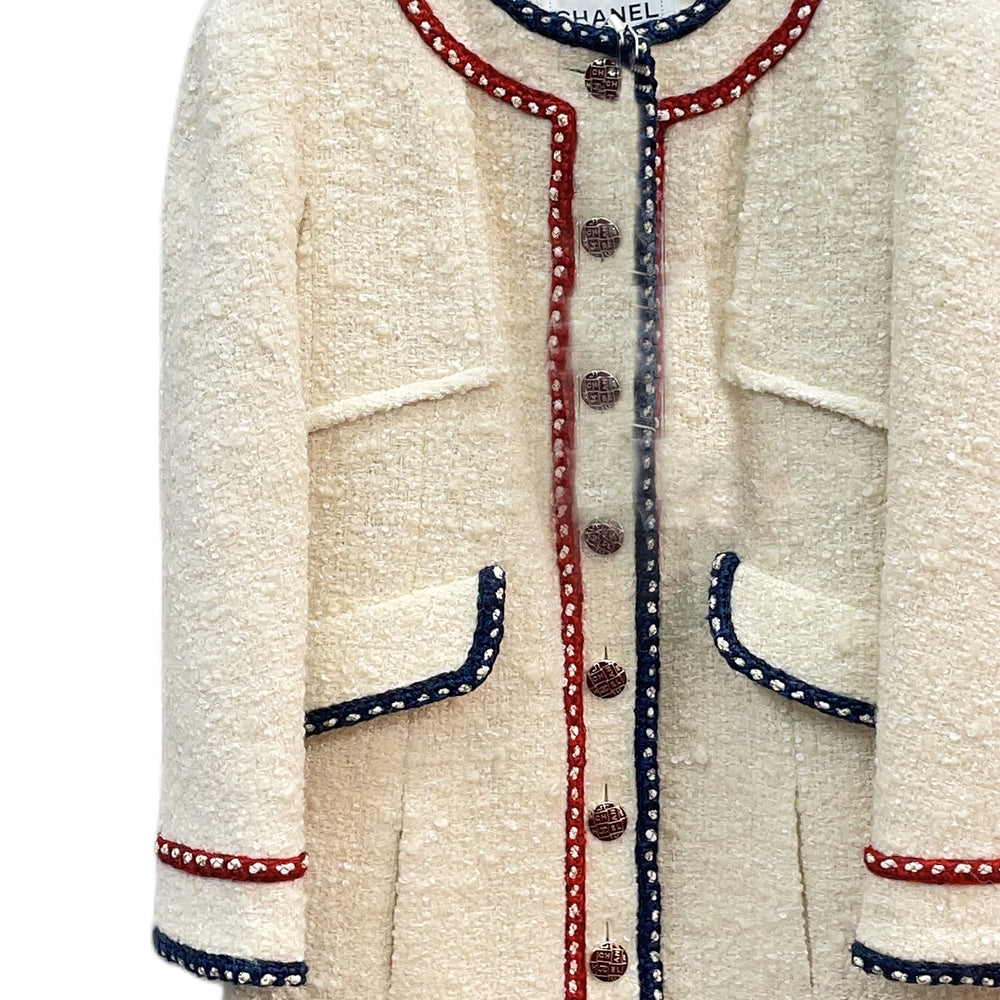 CHANEL 18 Fall And Winter Jackets Coats Women's Beige