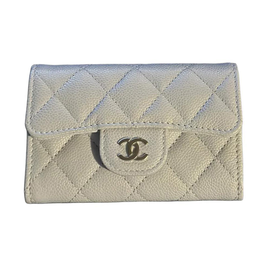 CHANEL Shiny Grain Embossed Calfskin Card Holder Women's White