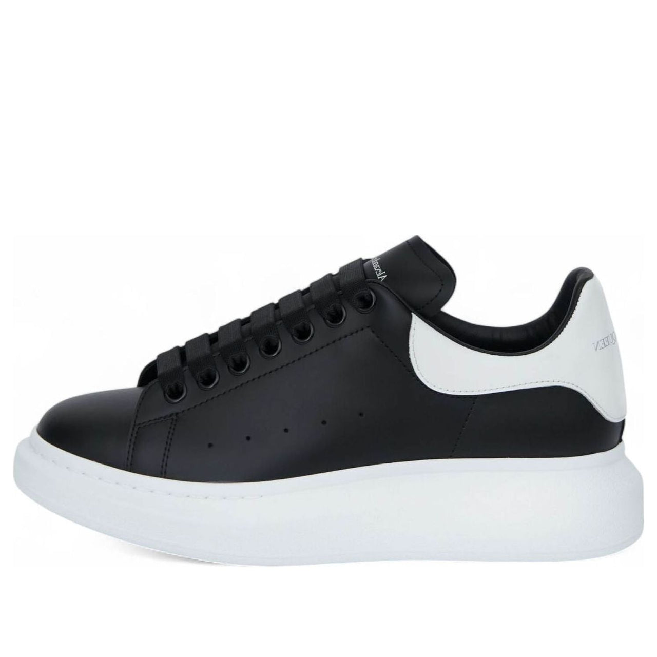 Alexander McQueen Oversized Sneaker 'Black White' 2024 553680-WIEEN-1070