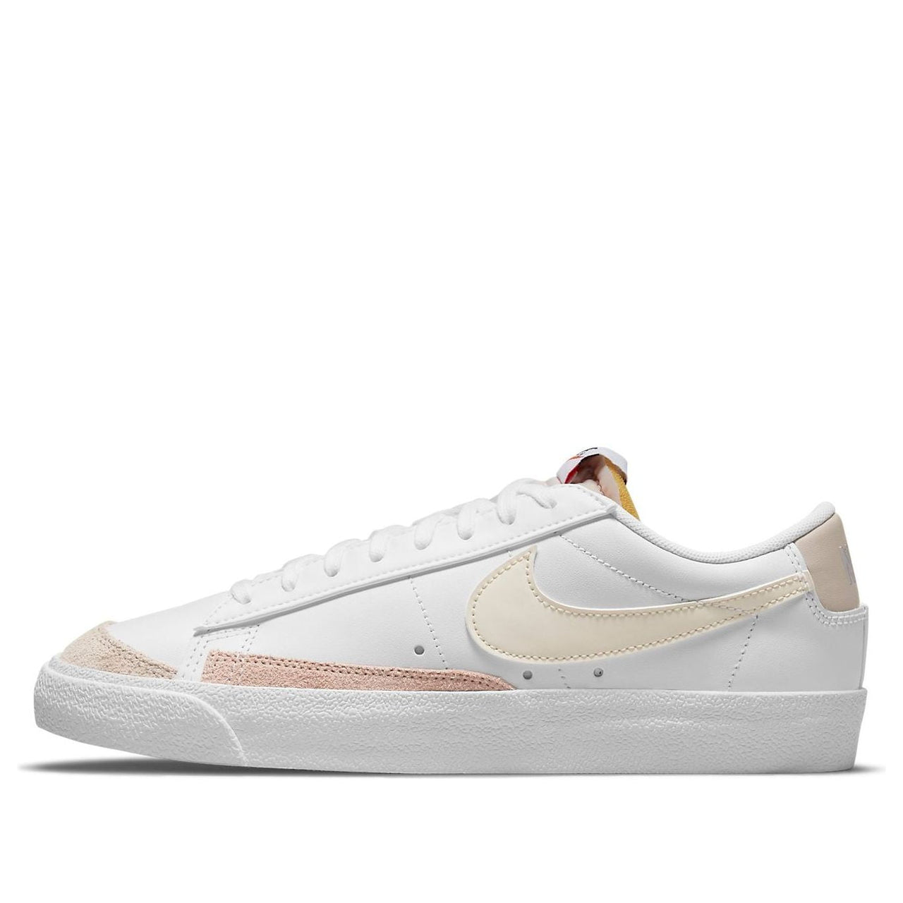 (WMNS) Nike Blazer Low 77 Low-Top Sneakers White DC4769-108