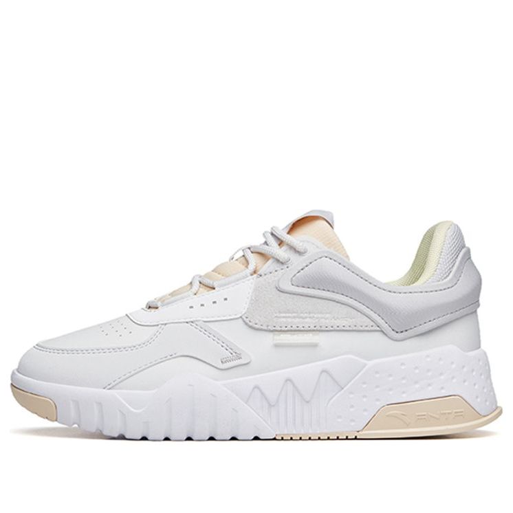 (WMNS) ANTA Life Series Sneakers 'White Grey Yellow' 922138051-1