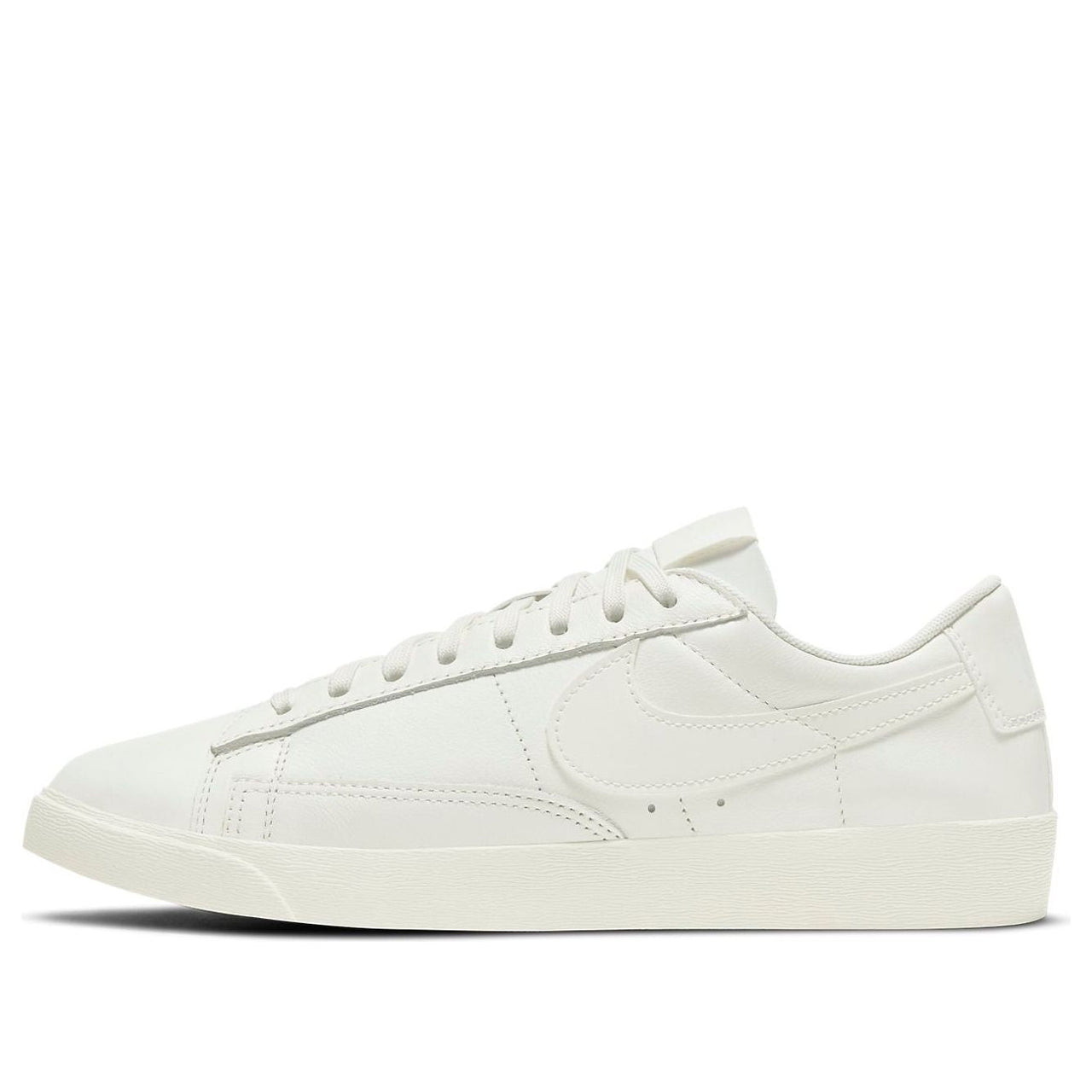 (WMNS) Nike Blazer Low LE 'Sail' AV9370-120