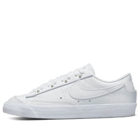 (WMNS) Nike Blazer Low 77 SE DJ9953-100