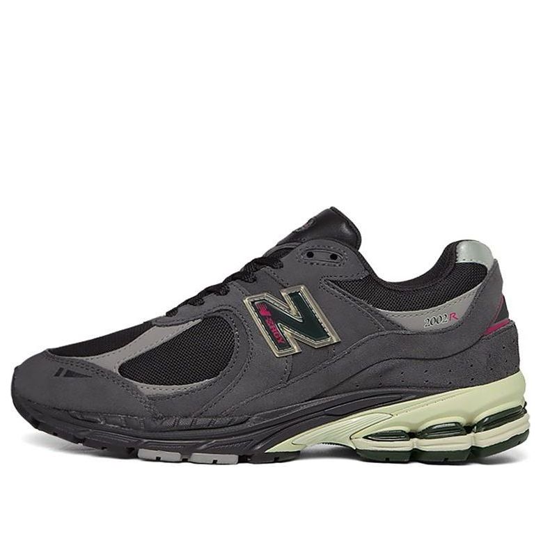 New Balance 2002R 'Magnet Hi-Pink' M2002RGV