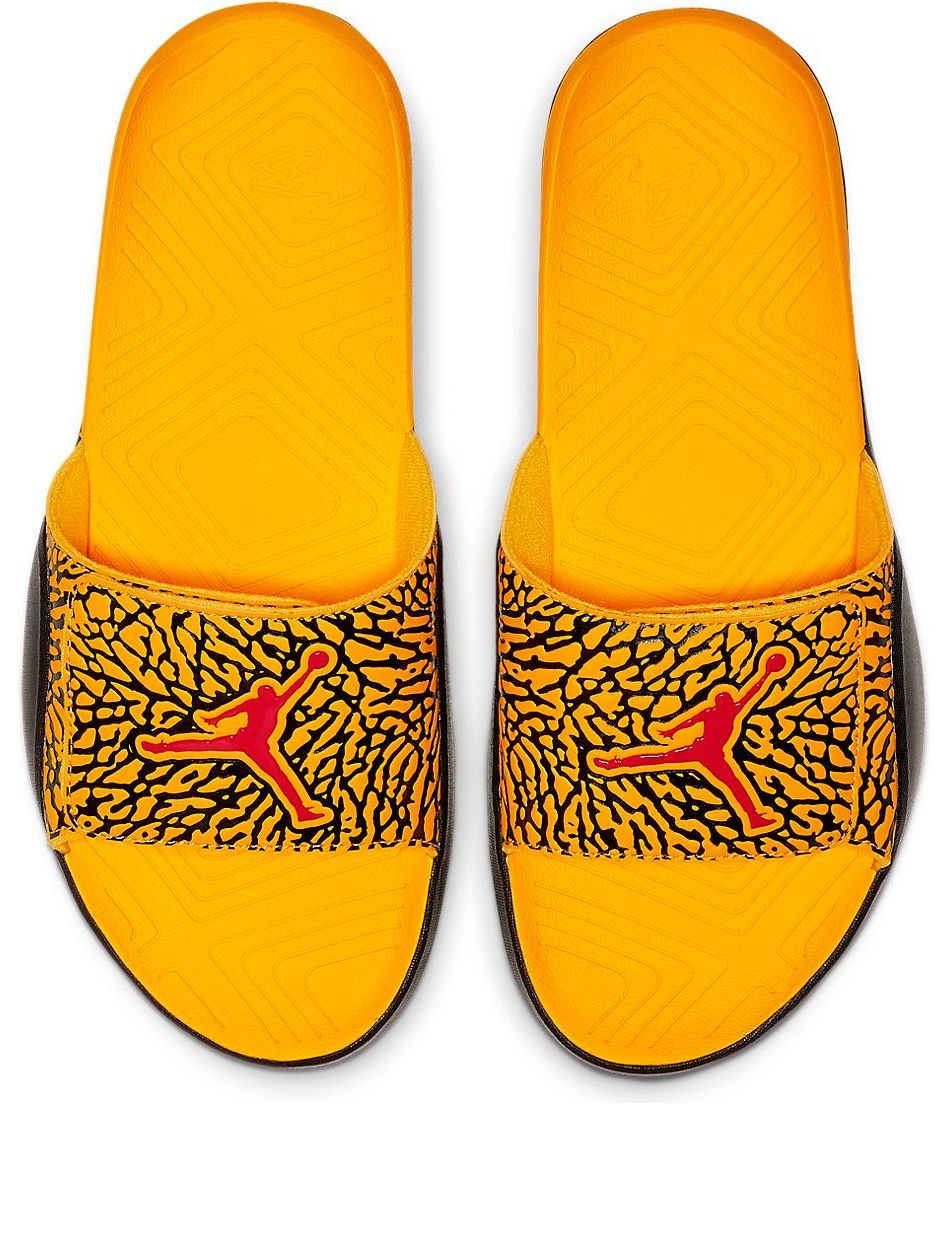 Air Jordan Hydro 7 V2 'Univ Gold' BQ6290-706